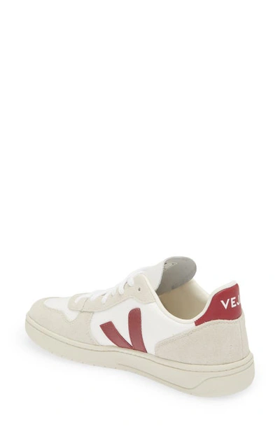 Veja V-10 Sneakers In White Natural Marsala