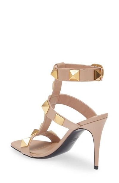 Shop Valentino Roman Stud T-strap Sandal In Rose Cannelle