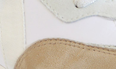 Munro Piper Sneaker In White Combo