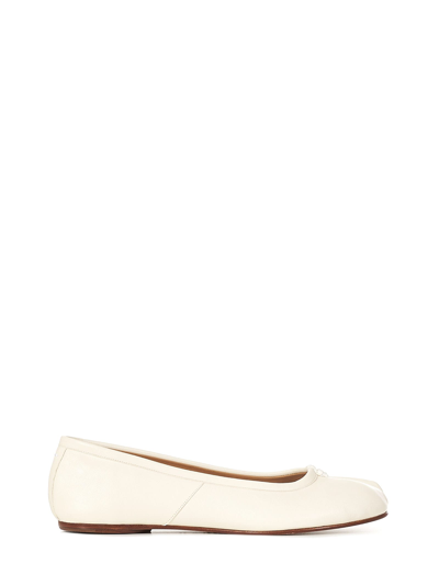 Shop Maison Margiela Tabi Ballet Shoes In Ivory