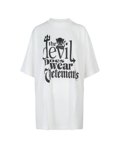 Shop Vetements T-shirt In White