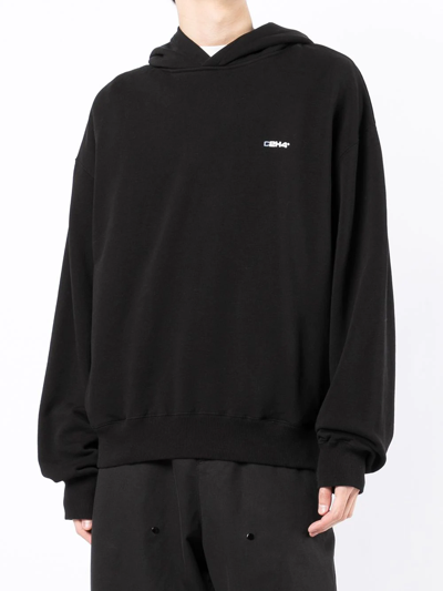 C2h4 Logo-print Pullover Hoodie In Schwarz