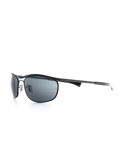 Ray Ban Curved-lense Sunglasses In Black