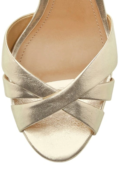 Schutz Keefa Platform Sandals In Platina