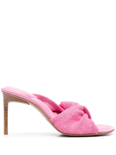 Shop Jacquemus Bagnu Twist-detail Sandals In Rosa