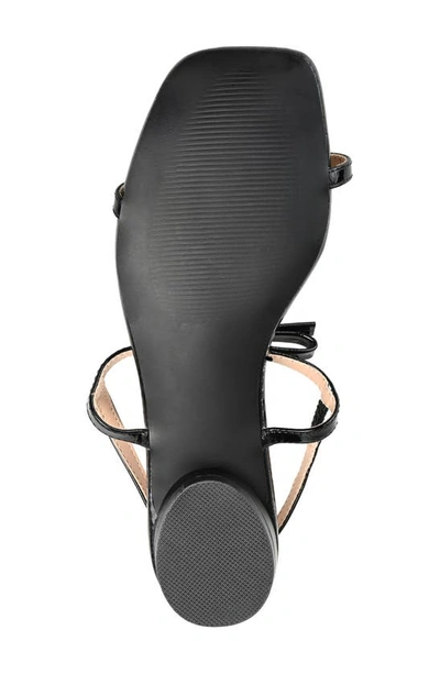 Journee Collection Women's Zaidda T Strap Flat Sandals In Black