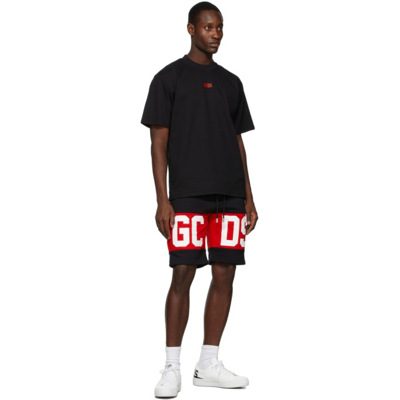 Shop Gcds Black Basic Logo T-shirt In 02 Black