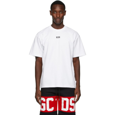 Shop Gcds White Basic Logo T-shirt In 01 White
