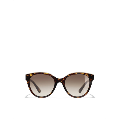 Shop CHANEL 2023 SS Unisex Street Style Sunglasses (5498B C622/S6 A71532  X08101 S2216) by salutparis