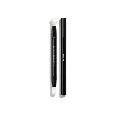 Chanel <strong>pinceau Duo Correcteur Rétractable N°105 </strong> Dual-ended Brush