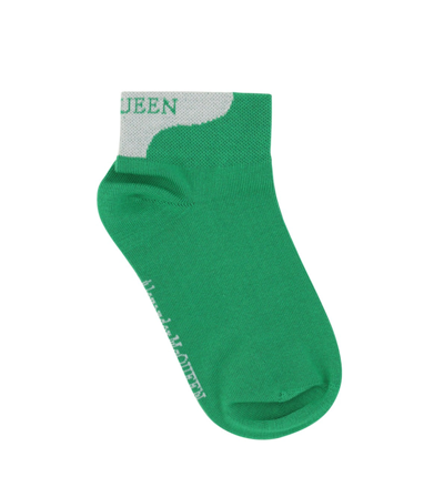 Shop Alexander Mcqueen Logo Intarsia Ankle Socks In Green