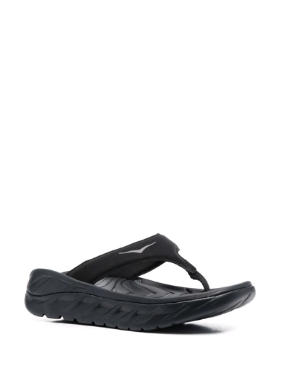 Shop Hoka One One Wedged Flip Flops In Schwarz