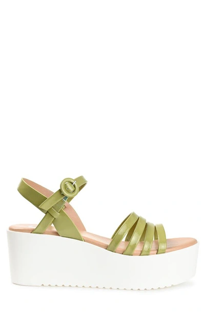 Journee Collection Women's Miragge Platform Sandal In Olive