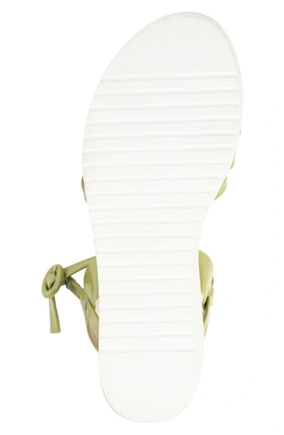 Journee Collection Women's Miragge Platform Sandal In Olive