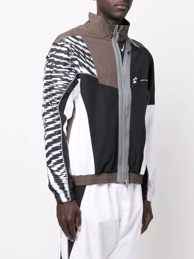 Shop Nike Colour-block Zipped Bomber Jacket In Schwarz