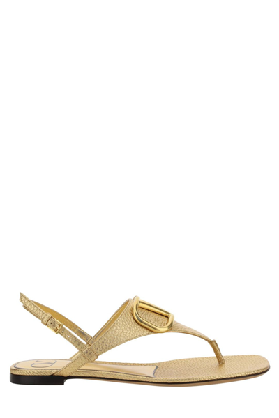 Shop Valentino Garavani Logo Plaque Thong Sandals In Gold