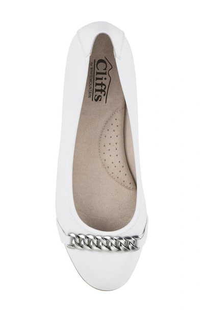Cliffs By White Mountain White Mountain Charmed Flat In White/ Smooth