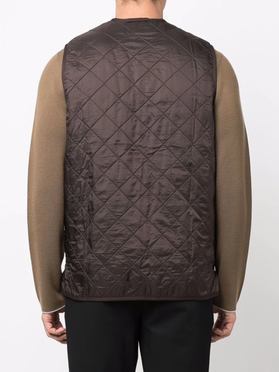 Barbour Logo Embroidered Quilted Gilet In Braun