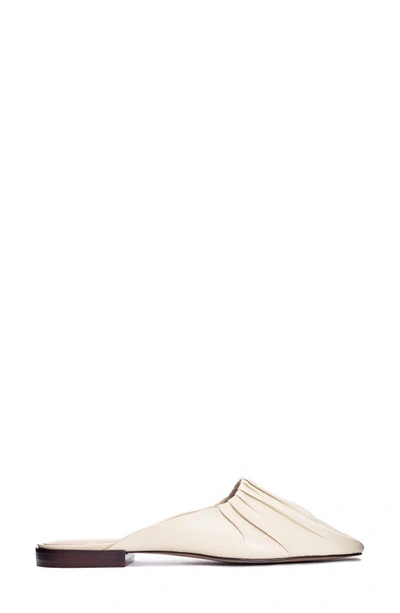 42 Gold Kaylee Leather Mule In Cream