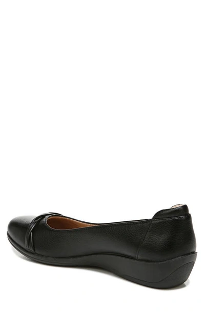 Lifestride Shoes Impact Wedge Flat In Black