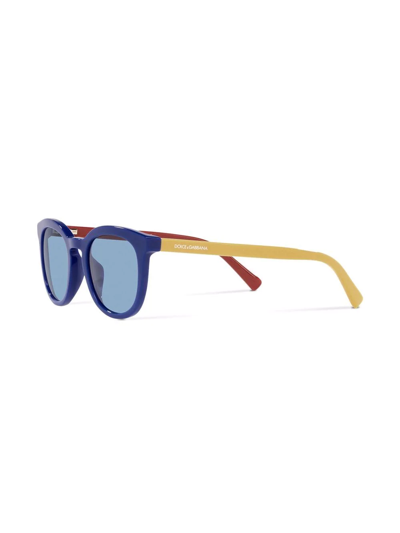 Shop Dolce & Gabbana Round Frame Sunglasses In Blau