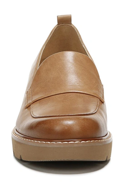 Naturalizer Darry Womens Lugged Sole Slip On Loafer Heels In Toffee