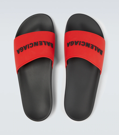 Shop Balenciaga Rubber Pool Slides With Logo In Red