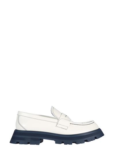 Alexander Mcqueen Wander Chunky Lug Loafers In Bianco