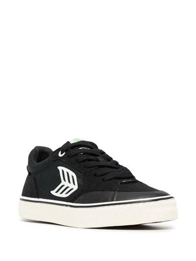 Shop Cariuma Vallely Low-top Sneakers In Schwarz