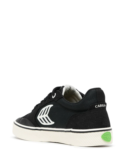 Shop Cariuma Vallely Low-top Sneakers In Schwarz