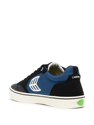 Shop Cariuma Vallely Low-top Sneakers In Blau