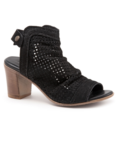 Shop Bueno Women's Udo Dress Sandals Women's Shoes In Black