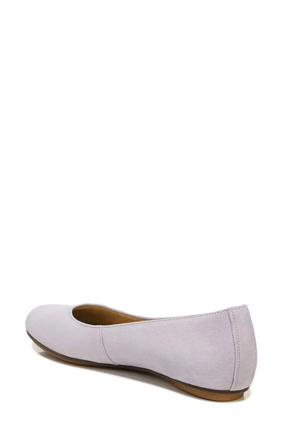 Shop Naturalizer True Colors Maxwell Flat In Iced Lilac