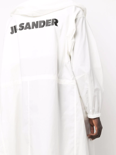 Shop Jil Sander Logo-print Hooded Parka In Weiss