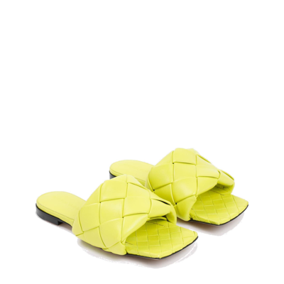 Shop Bottega Veneta The Lido Flat Sandals In Verde