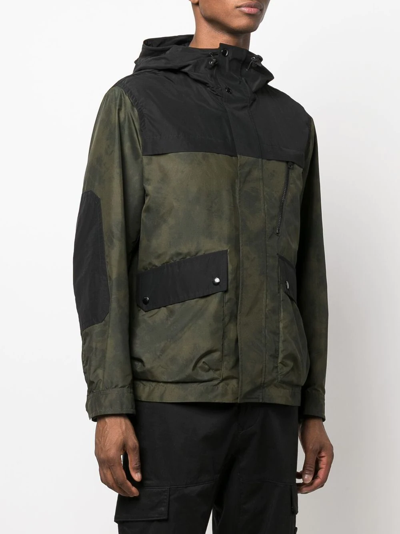 Shop Woolrich Trek Tie Dye-print Windbreaker In Grün