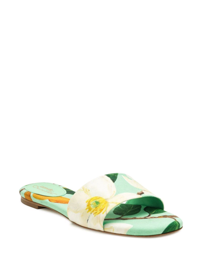 Shop Oscar De La Renta Floral-print Flat Sandals In Grün