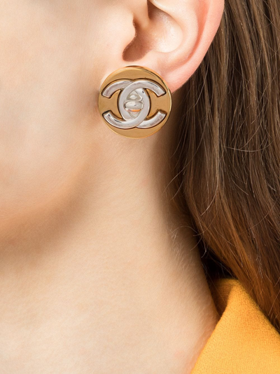 Pre-owned Chanel 1997 Cc Turn-lock Clip-on Earrings In Gold