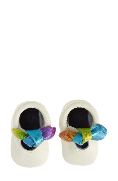 Shop Freshly Picked Bow Crib Shoe In Prism