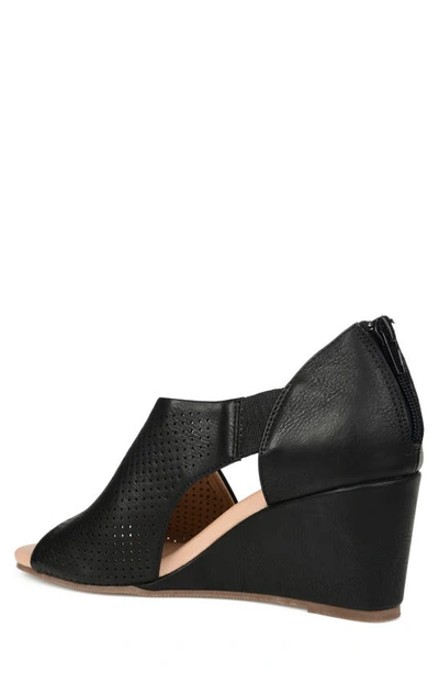 Journee Collection Collection Women's Tru Comfort Foam Wide Width Aretha Wedge In Black