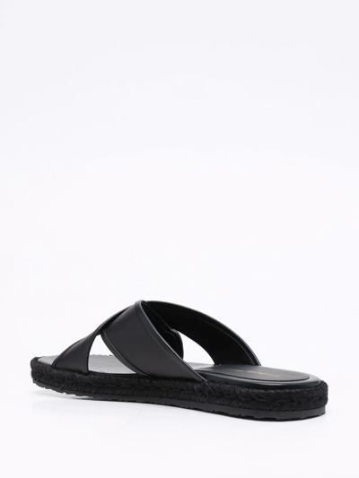 Shop Gianvito Rossi Crossover-strap Detail Sandals In Schwarz
