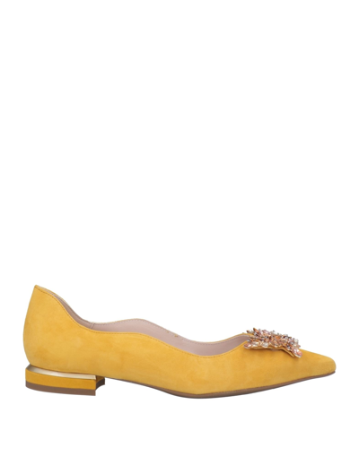 Shop Marian Woman Ballet Flats Yellow Size 8 Soft Leather