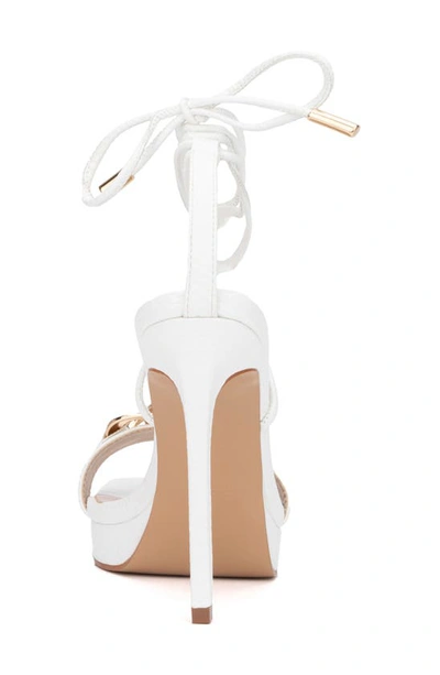 Torgeis Cassava Heel In White