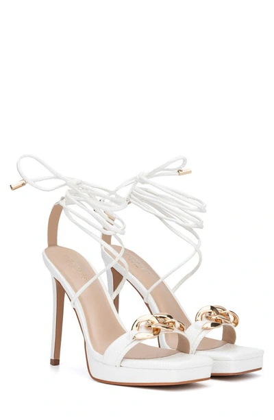 Torgeis Cassava Heel In White