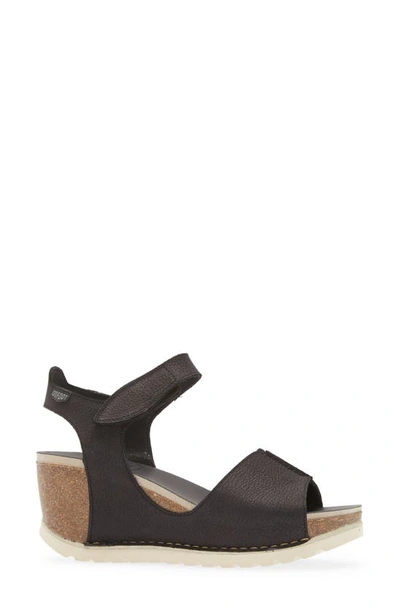 On Foot Leather Wedge Sandal In Black Leather