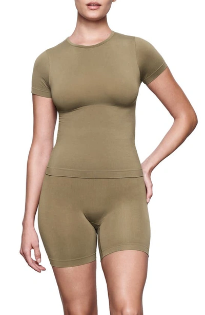 Skims Soft Smoothing Short In Army Green