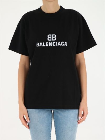 Shop Balenciaga Bb Pixel Medium Fit T In Black