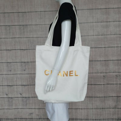 NEW Chanel VIP Gift Canvas Tote bag limited edition Nepal