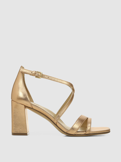naturalizer tiff ankle strap sandals