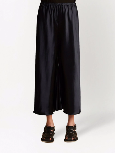 Shop Khaite Lindy Cropped Wide Leg Trousers In Blau